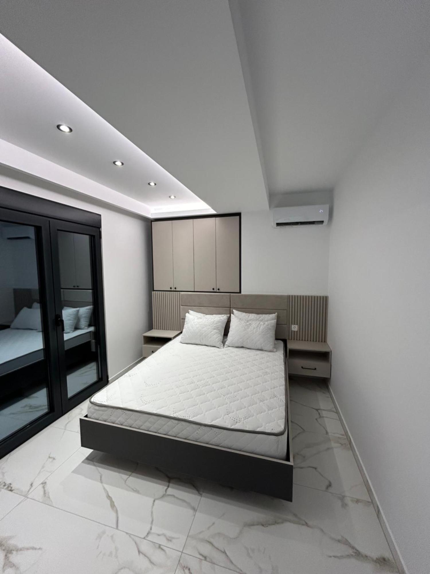 Merlin Prestige Apartments บุดวา ภายนอก รูปภาพ