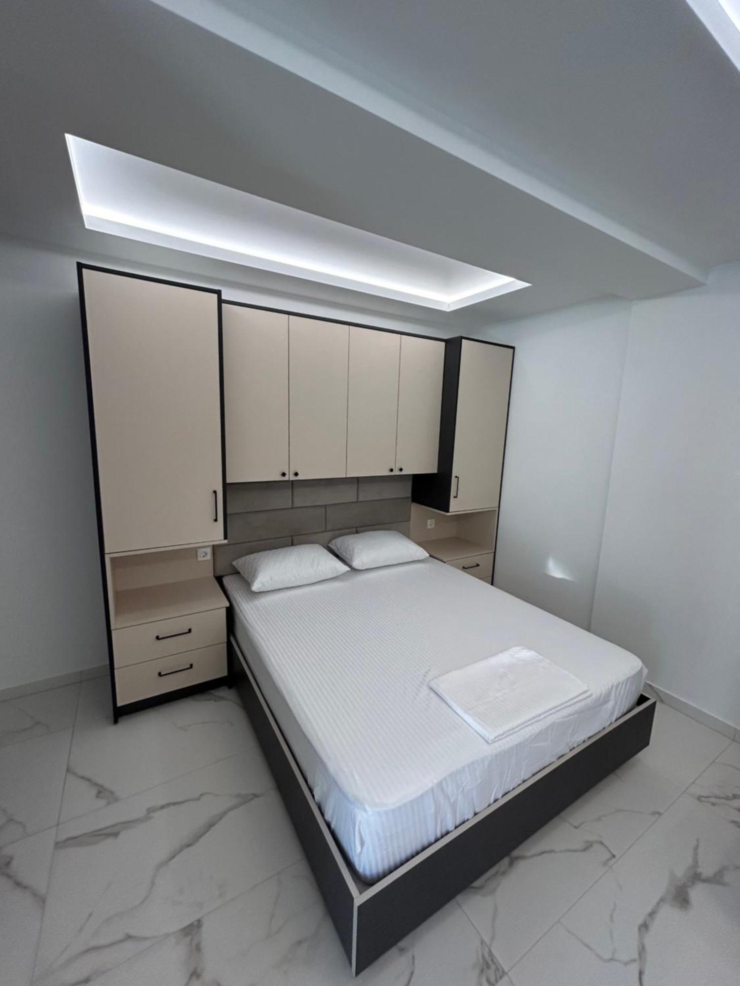 Merlin Prestige Apartments บุดวา ภายนอก รูปภาพ